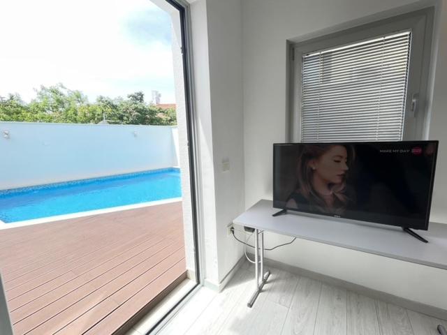 Medulin Labirint Queen Exterior foto